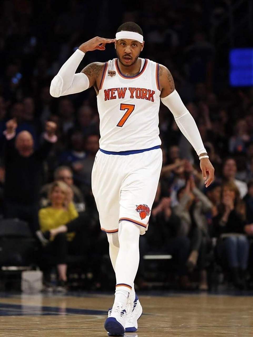 轻球员和潜 轻球员和潜