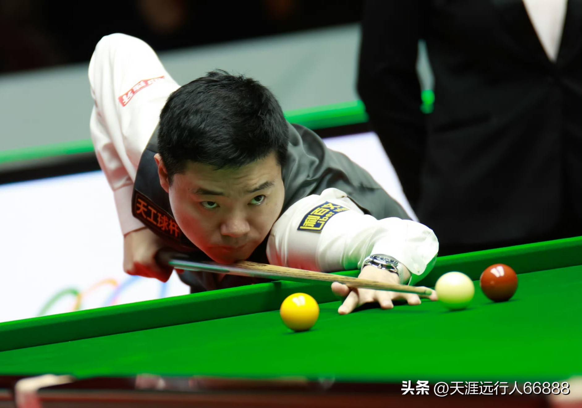 传失误被反 传失误被反