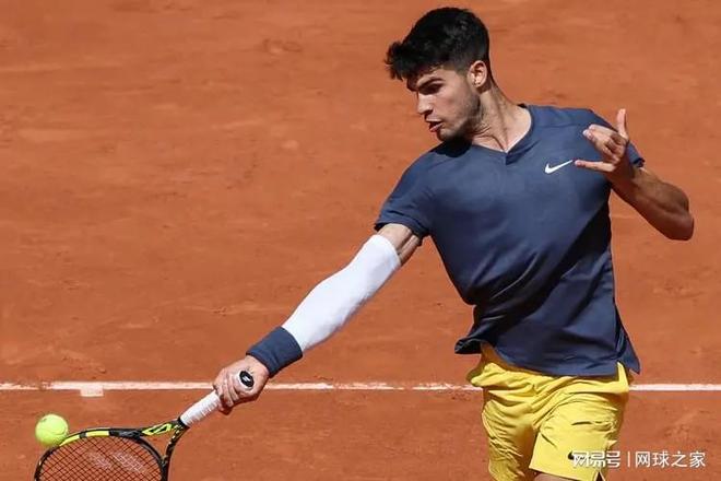 比分不高却 比分不高却